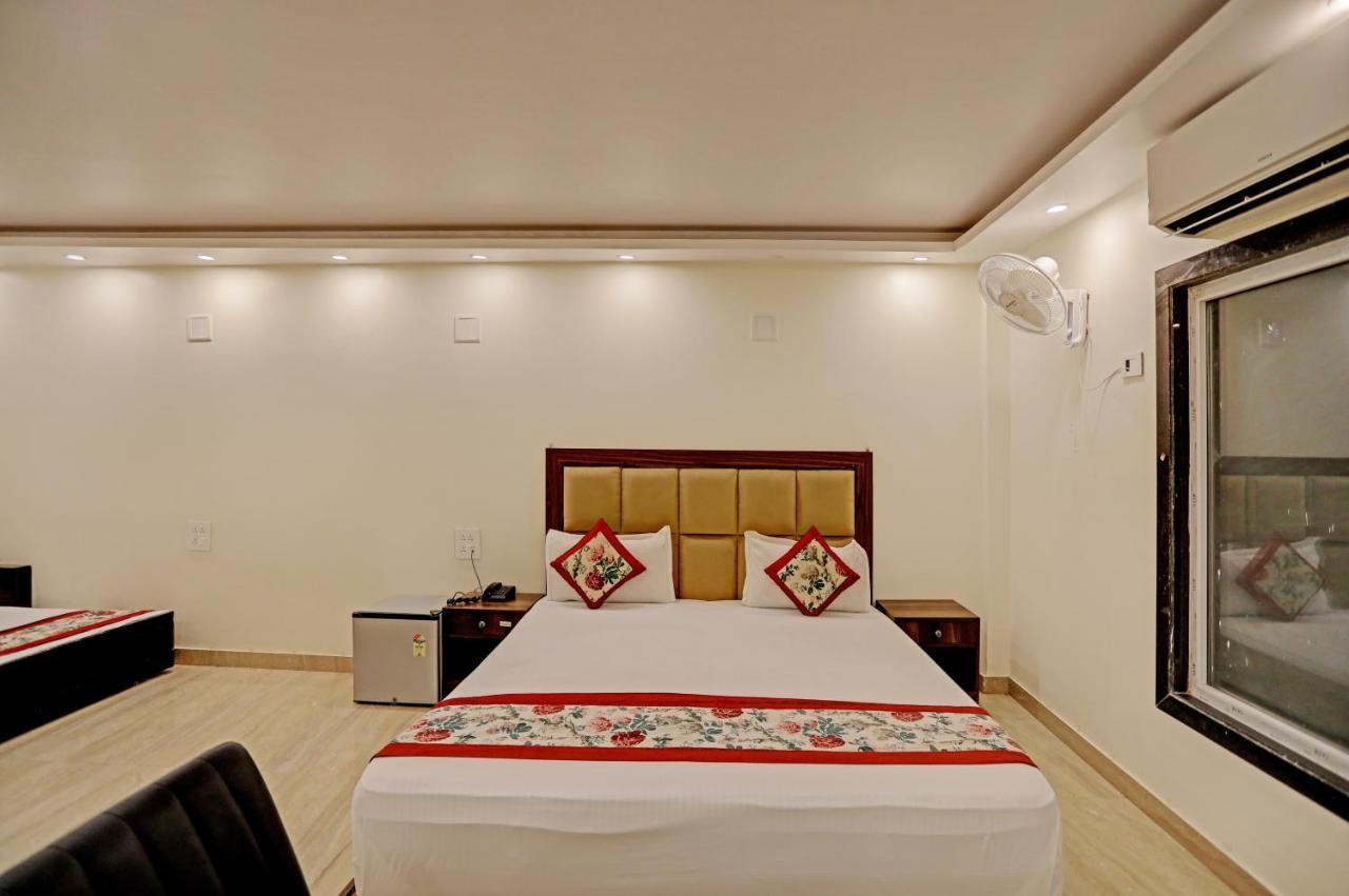 Staybook Hotel Atlanta New Delhi Train Station Exterior foto